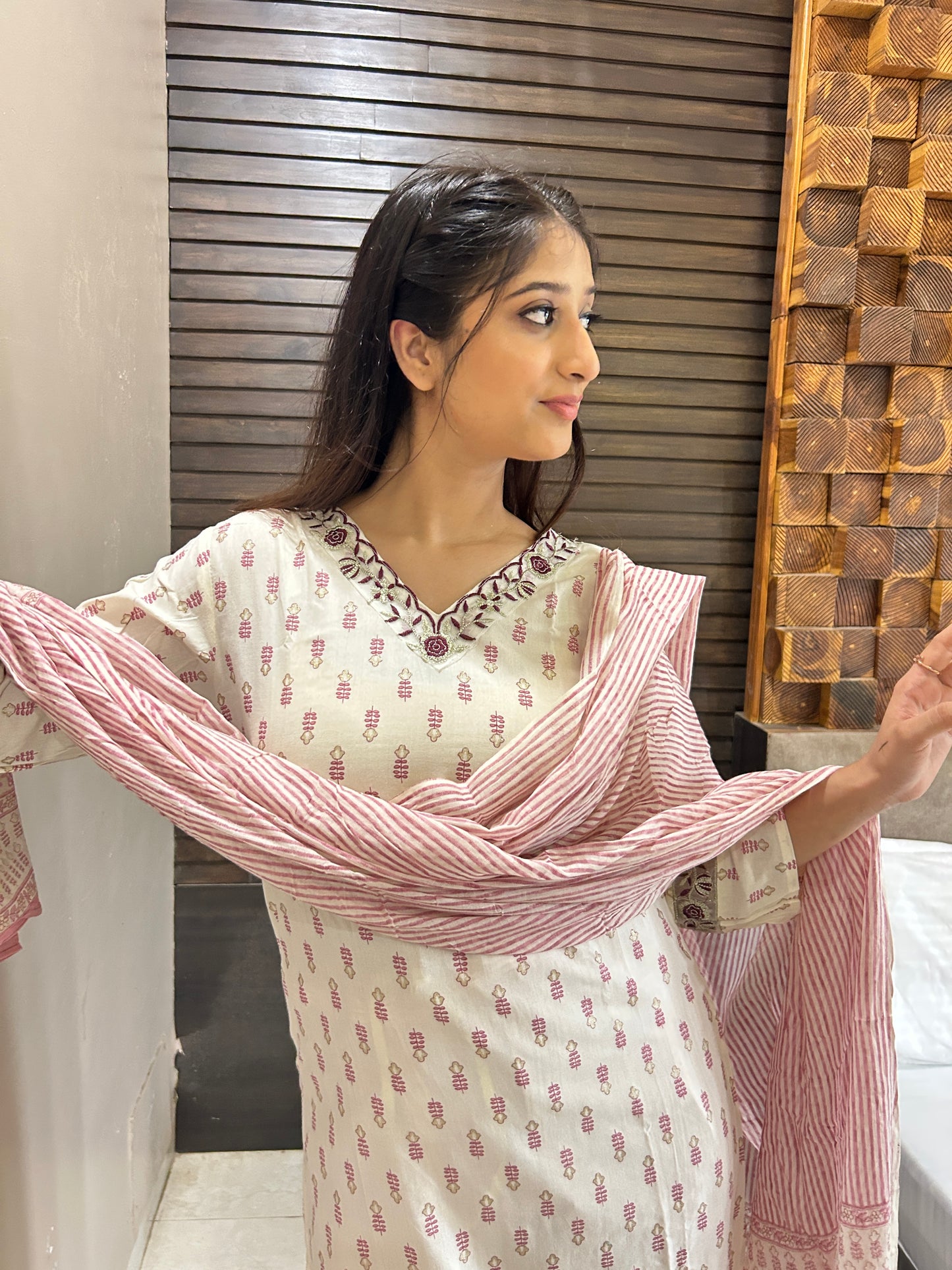 White & Pink Cotton Kurta Set with Printed Dupatta – Light & Elegant Daily Wear