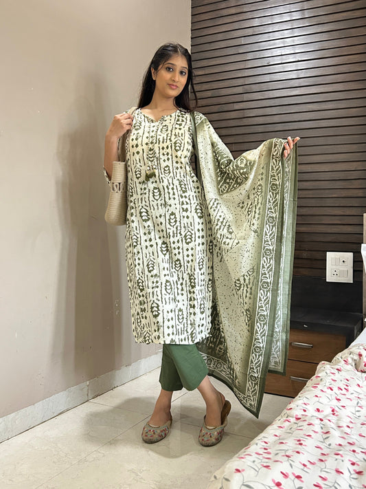 Elegant Green & White Handblock Cotton 3-Piece Suit Set – Comfortable Daily Ethnic Wear